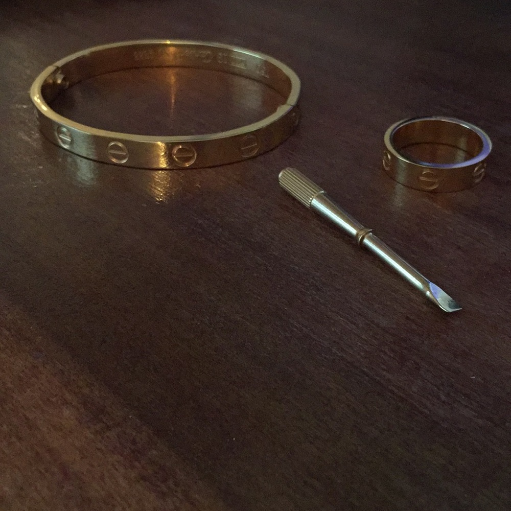 Gold Love Screw Ring and Bracelet